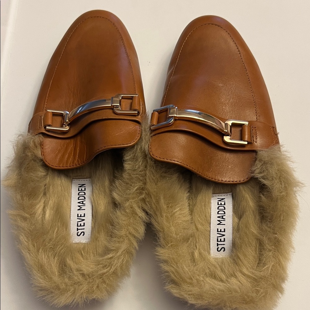 Steve Madden Tan Loafers with faux fur lining and gold hardware.  8